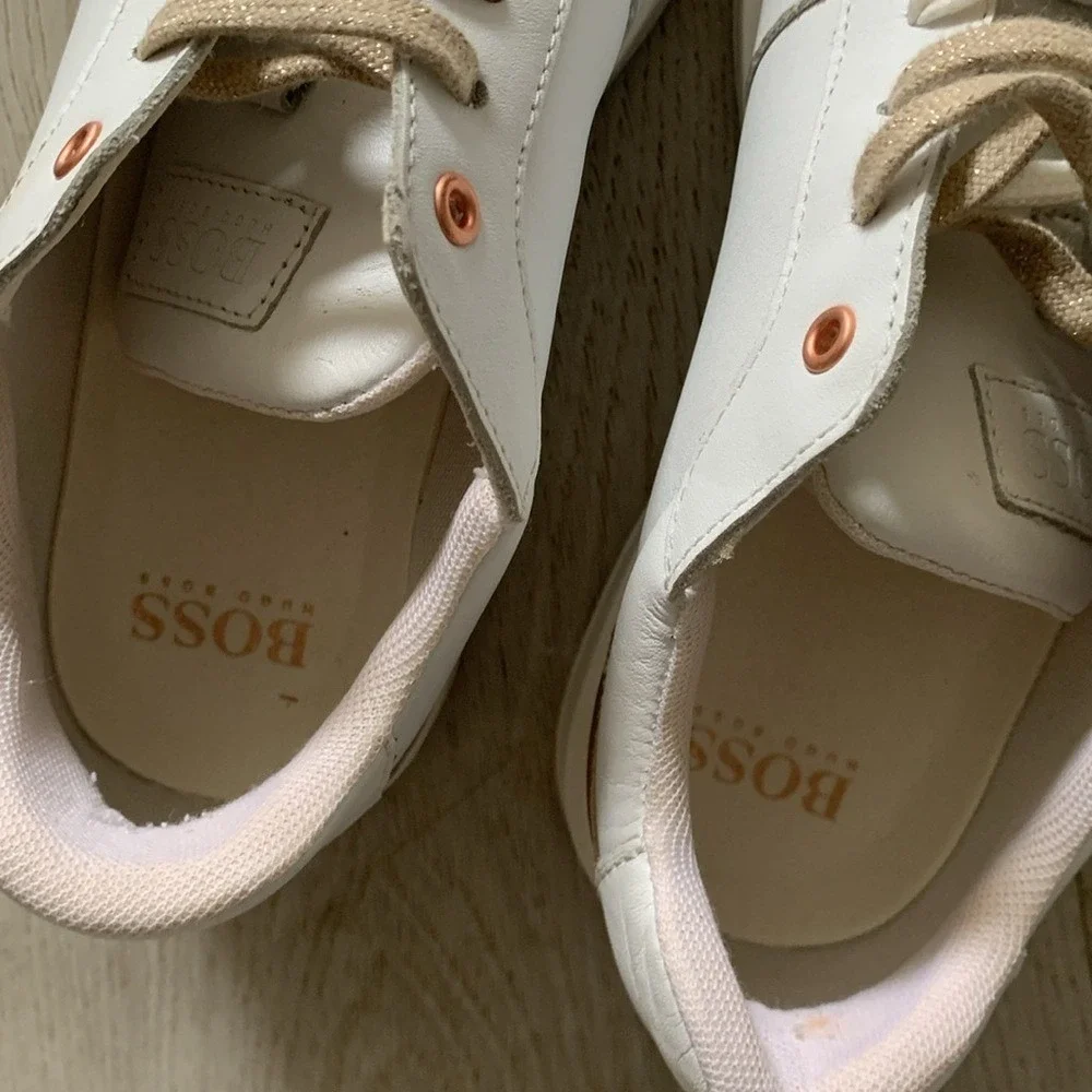 Boss Girls White & Gold Leather Trainers leather kids girls Sneakers‎  size 4
